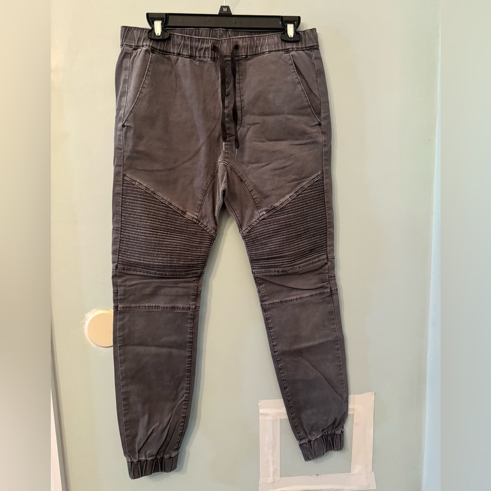 Bullhead Gray Pants